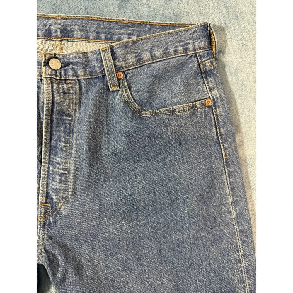 Vintage Levis 501 Jeans 38x30 Blue Denim Button Fly Straight Leg Mens 1990s 38
